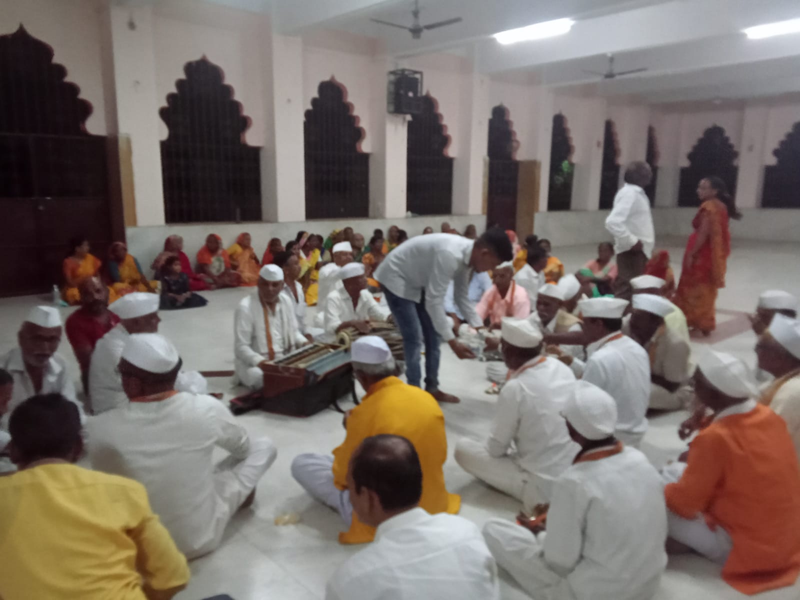 सुदुंबरेतील श्री संताजी महाराज जगनाडे समाधीस्थळास नाशिकच्या भाविकांची भेट...
