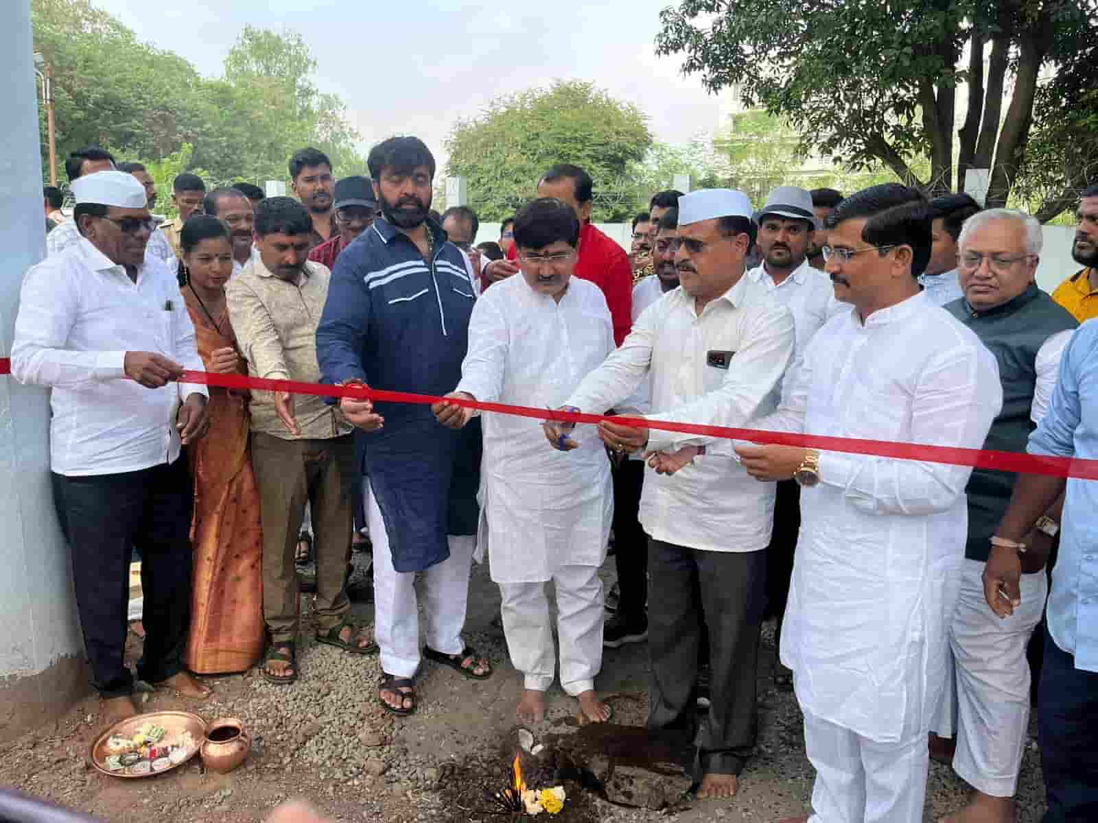 डुडूळगावात आमदार महेश लांडगे यांच्या हस्ते पाण्याच्या टाकीचे लोकार्पण..