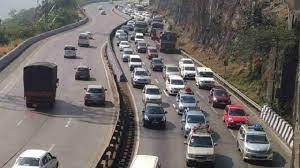 मुंबई-पुणे द्रुतगती महामार्गावर आज दुपारी दोन तासांचा वाहतूक ब्लॉक...