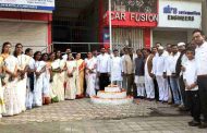 पिंपरीत राष्ट्रवादीचे अजित गव्हाणे यांच्या हस्ते ध्वजारोहण...