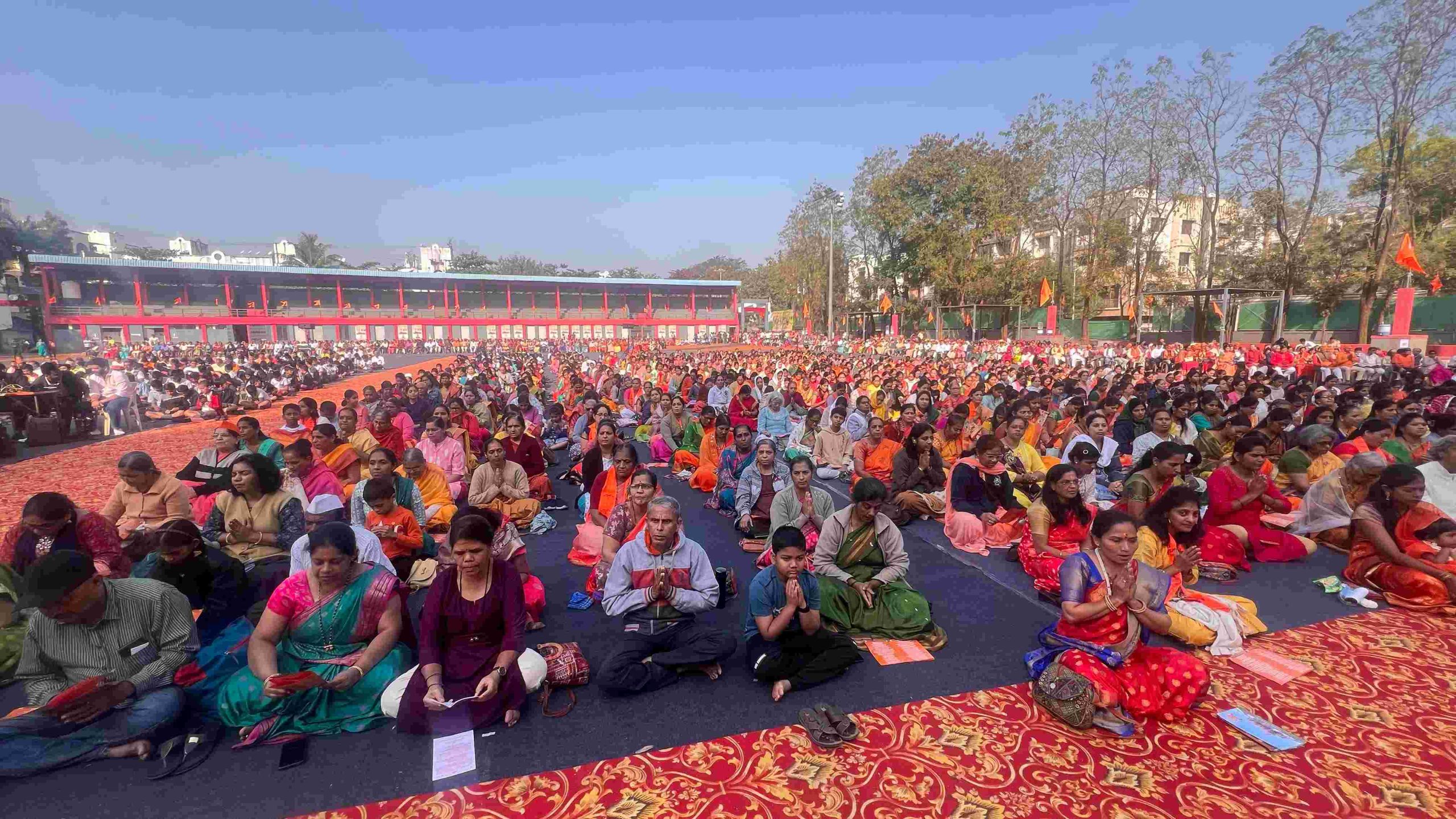 एक लाख भगव्या पताकांचे वाटप; अवघी रहाटणी राममय..