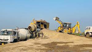 इंगवले पाटील कंस्ट्रक्शन प्लांटमधील गाड्यांच्या बॅटऱ्यांची चोरी...