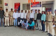 चीनमधून आणला कागद अनं पुण्यातून आणली प्रिंटींग मशीन..