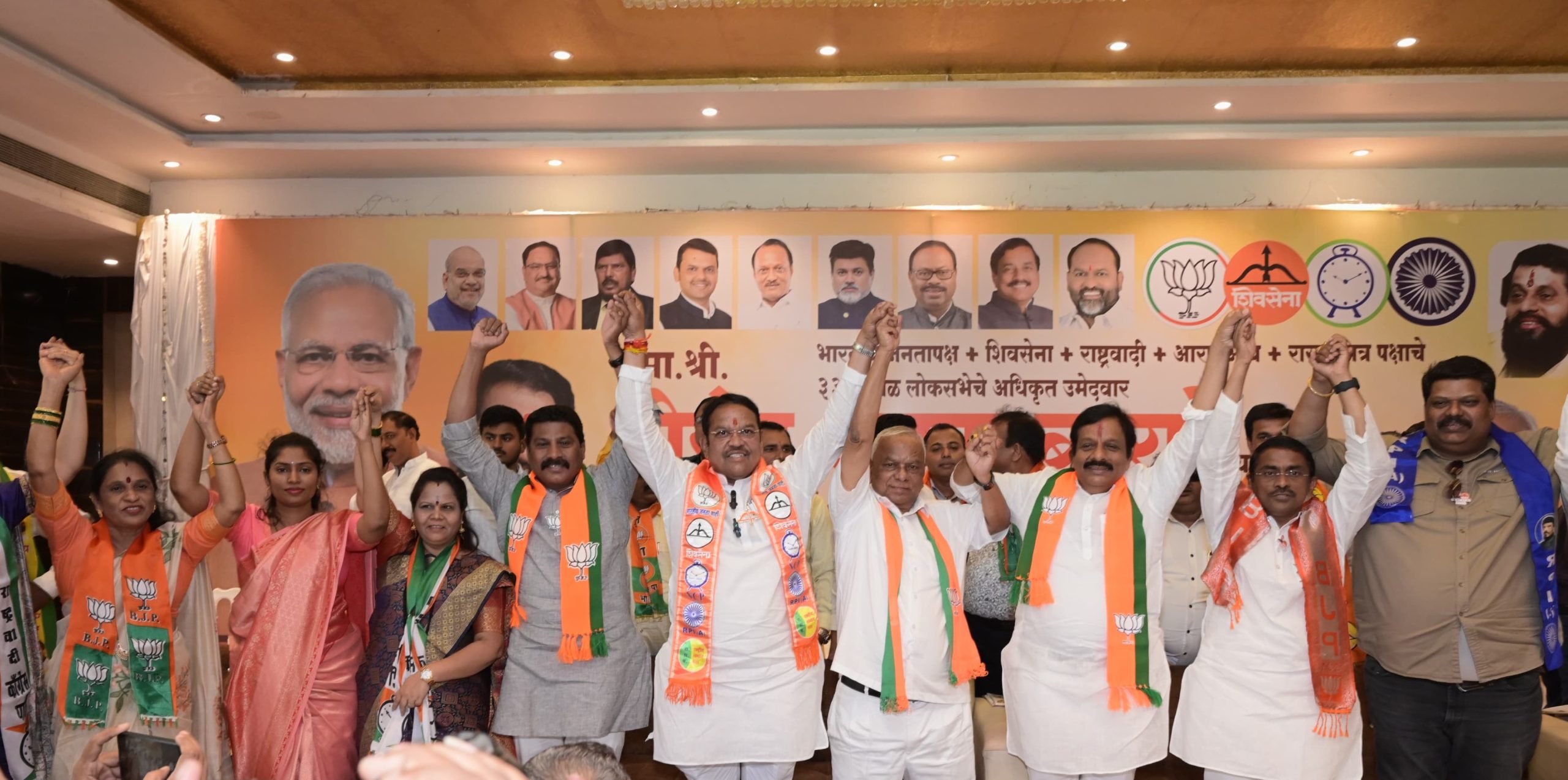 खासदारकीची पर्वा न करता मोदींना पाठिंबा देणाऱ्या बारणेंना विजयी करा - प्रशांत ठाकूर..