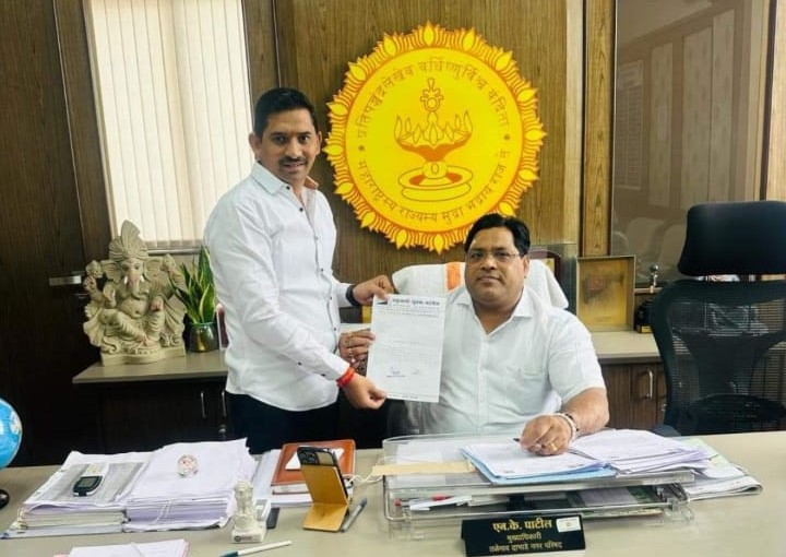 तळेगाव स्टेशन चौक ते एसटी स्टॅन्ड रस्त्याची दुरवस्था..