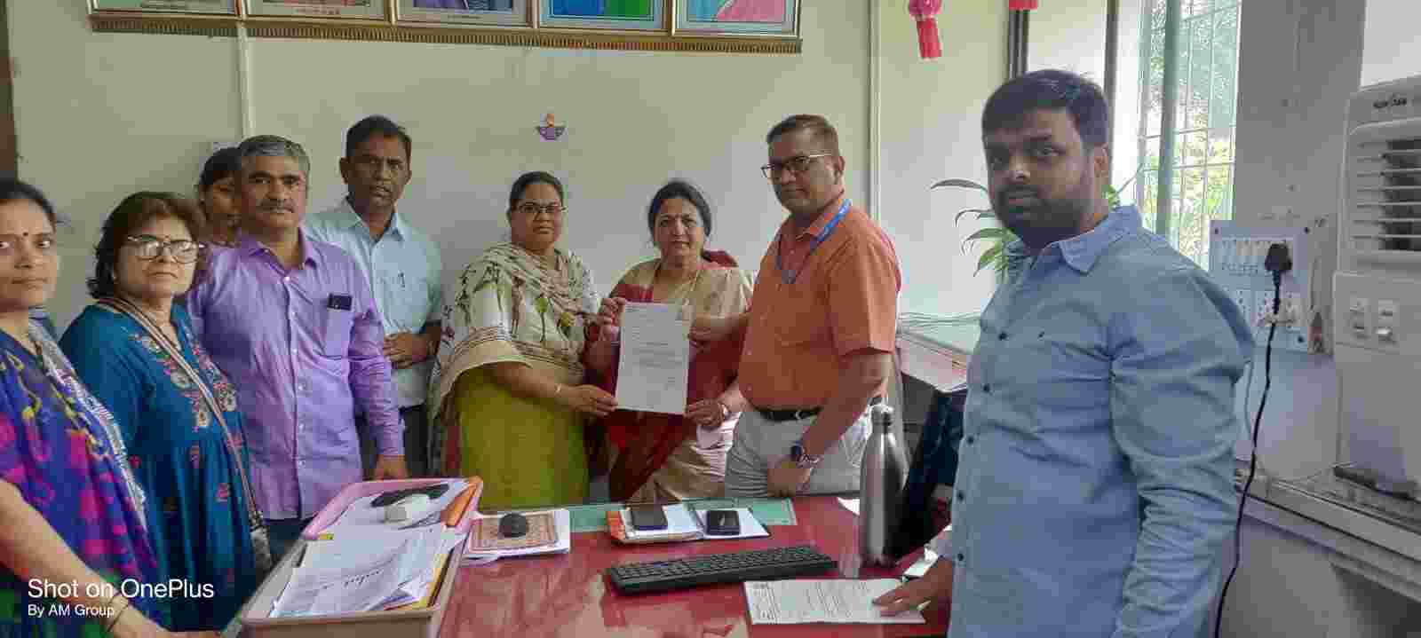 प्रभाग क्रमांक १५ मध्ये बत्ती गुलमुळे नागरिक हैराण..