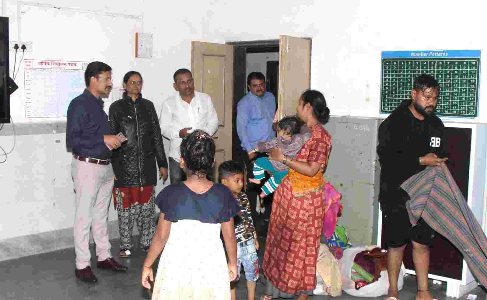 आपदाग्रस्त सुमारे २८०० पेक्षा अधिक नागरिकांना निवारा केंद्रांमध्ये आश्रय..
