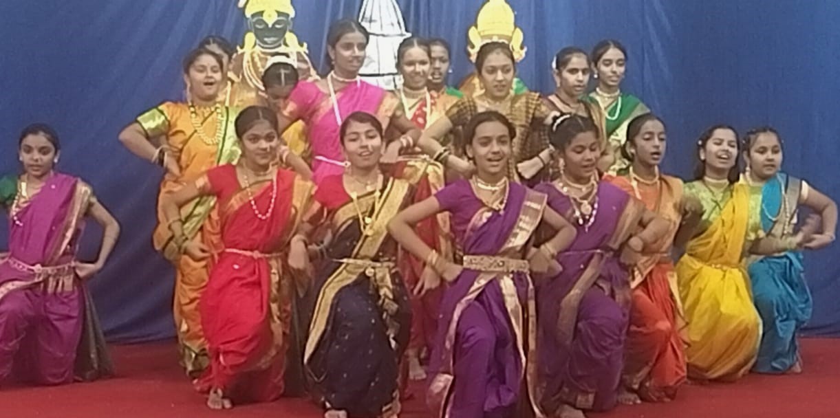 प्रतिभा इंटरनॅशनल स्कूल, ज्युनिअर कॉलेजमध्ये आषाढी एकादशी निमित्त पालखीची मिरवणूक...