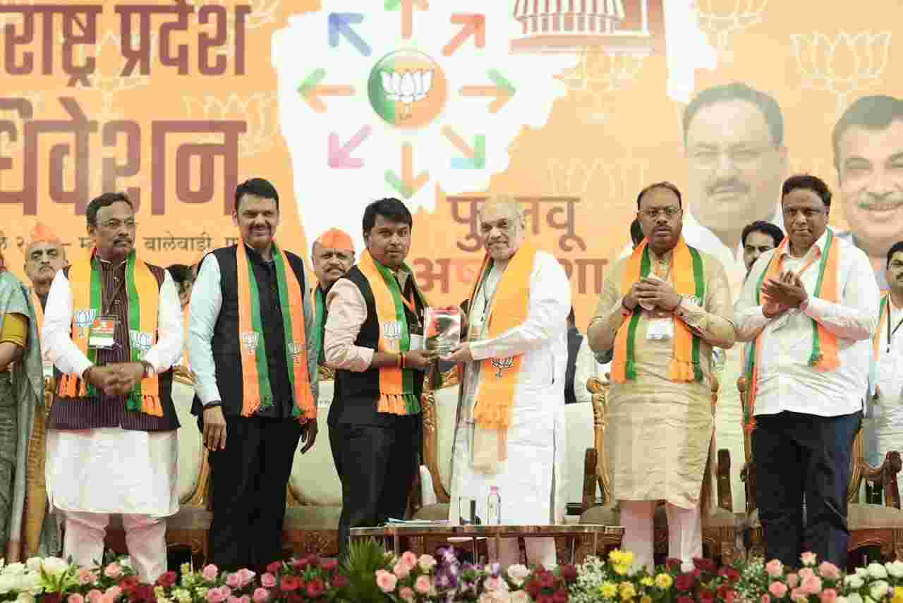 केंद्रीय गृहमंत्री अमित शाह यांच्या हस्ते आ. अमित गोरखे यांचा सत्कार...