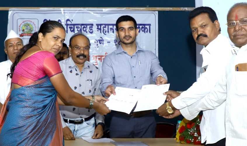 चिखलीतील घरकुल प्रकल्पातील लाभार्थ्यांना मिळाला हक्काचा निवारा...