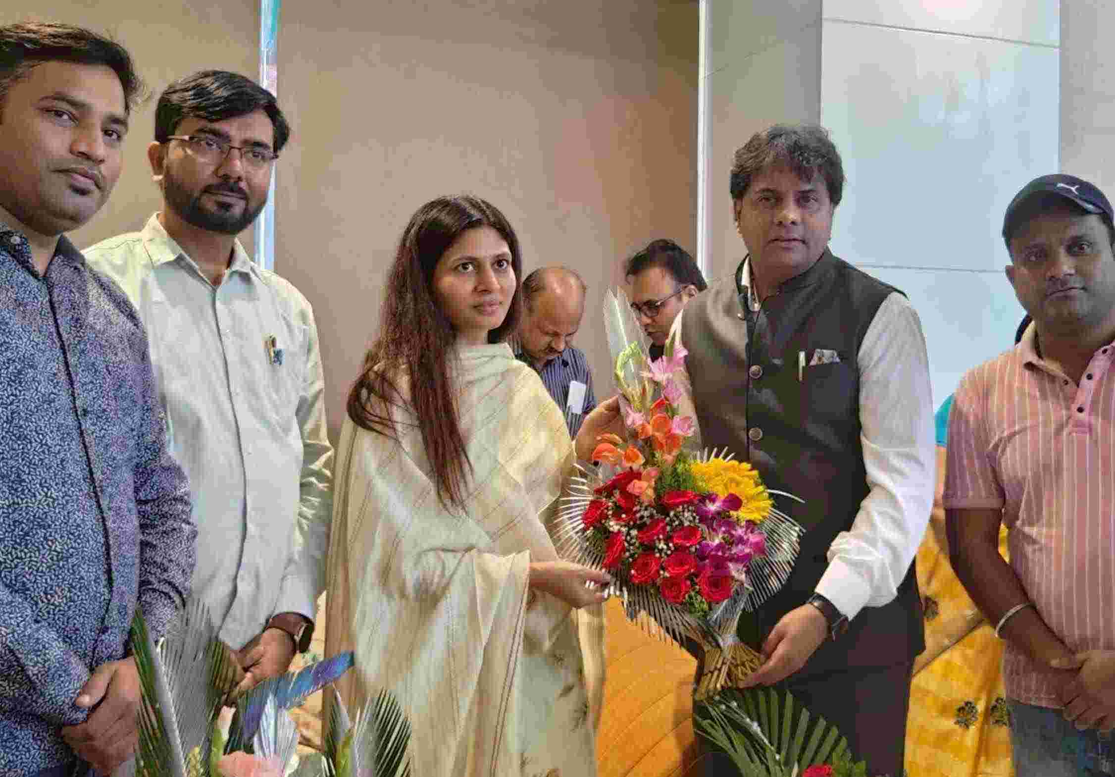 युवक कल्याण, नागरी सुरक्षा व माहिती अधिकार सशक्तीकरणासाठी लोकसभेत प्रश्न उपस्थित करणार - रक्षा खडसे...