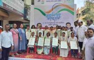 काळेवाडीत आशा स्वयंसेविकांच्या हस्ते ध्वजारोहण करून स्वातंत्र्यदिन साजरा..