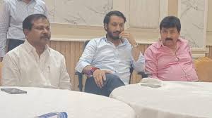 शहराला राज्यपाल नियुक्त आमदार मिळावा - पार्थ पवार...