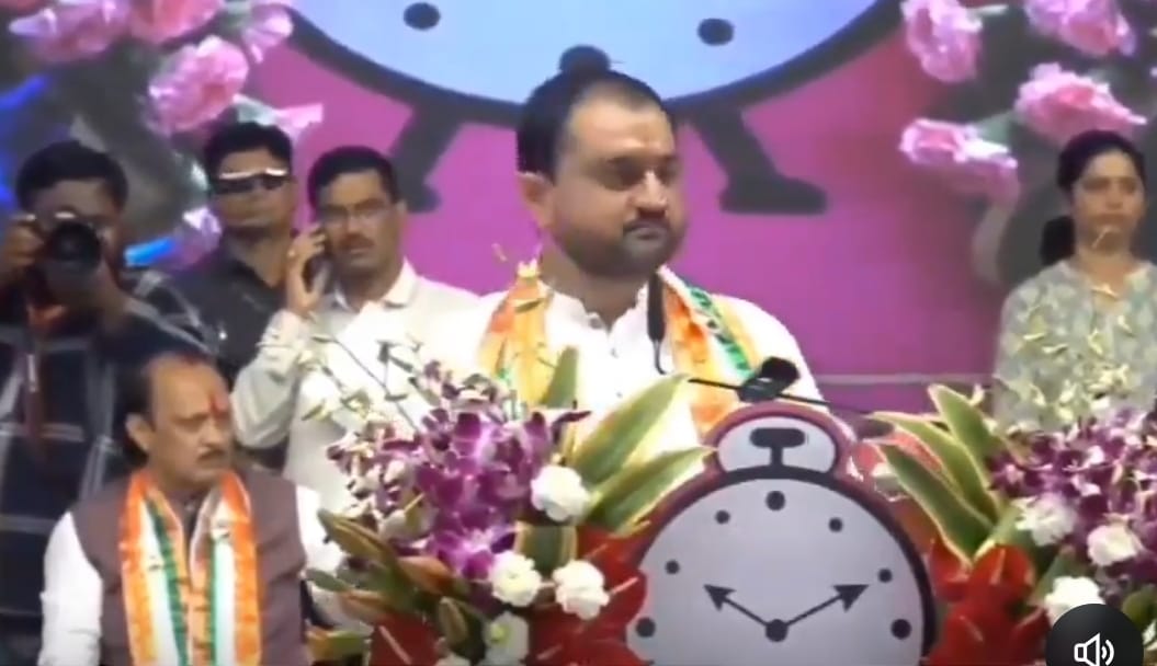 'मी तुमच्याशी प्रामाणिक आहे, तोवर माझ्यासोबत रहा - आ. सुनील शेळके...