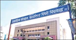 आरटीओचे खोटे शिक्के मारून ब्लॅक लिस्टेड जग्वार गाडी मुक्त करण्याचा प्रयत्न..