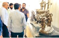 संत तुकाराम महाराजांचे शिल्प धुळखात पडून..