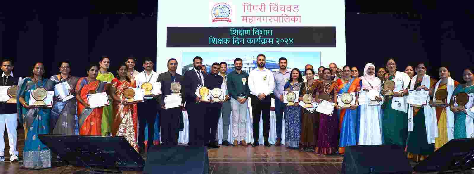 विद्यार्थ्यांच्या गुणवत्तापूर्ण विकासासाठी शिक्षकाची भूमिका महत्त्वाची - आयुक्त सिंह..