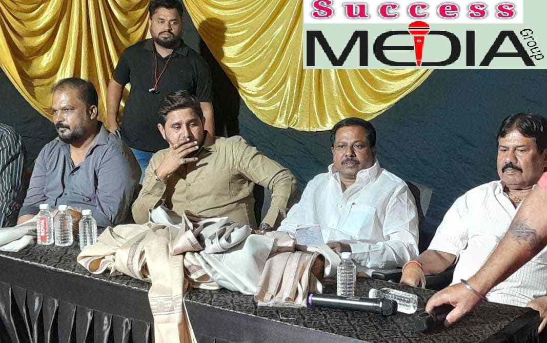 सिंधी समाज कायम आ. अण्णा बनसोडे यांच्या पाठीशी...