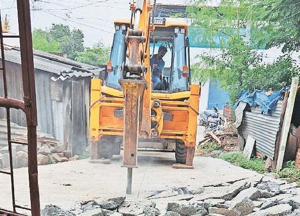 देहुगावात अखेर चाललंय?..