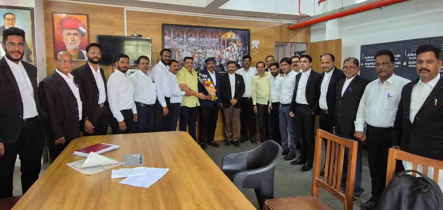 पिंपरी चिंचवड ॲडव्होकेटस् बार असोसिएशनकडून ॲड. गोरक्ष लोखंडे सन्मानित...