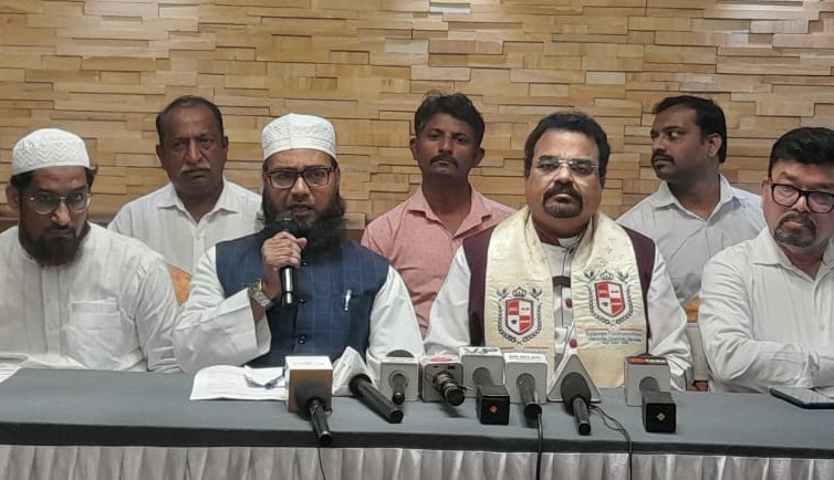 पिंपरी चिंचवडमध्ये अल्पसंख्याकांसह धर्म प्रतिनिधींचा महाविकास आघाडीला पाठिंबा...