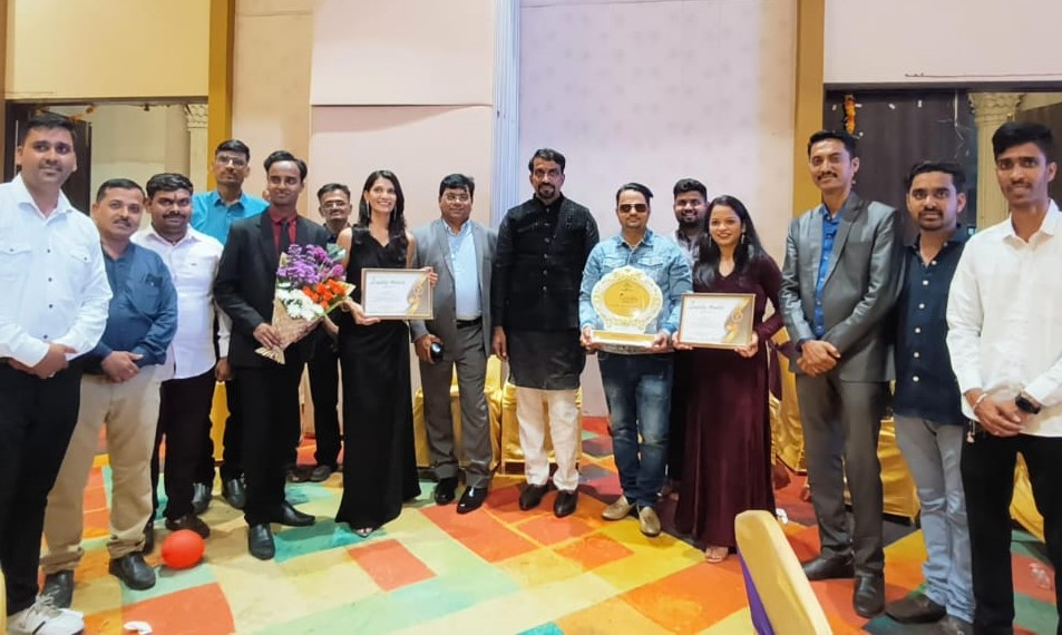 'आधुनिक जगातील आव्हानांचा सामना करण्यासाठी विद्यार्थ्यांना अष्टपैलू बनवा'..