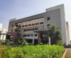 शालेय वाहतूक करणारी वाहनांची संख्या तीन हजार..