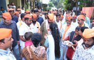 महायुतीचे उमेदवार महेश लांडगे यांचा नागरिकांच्या गाठीभेटी आणि बैठकांचा धडाका
