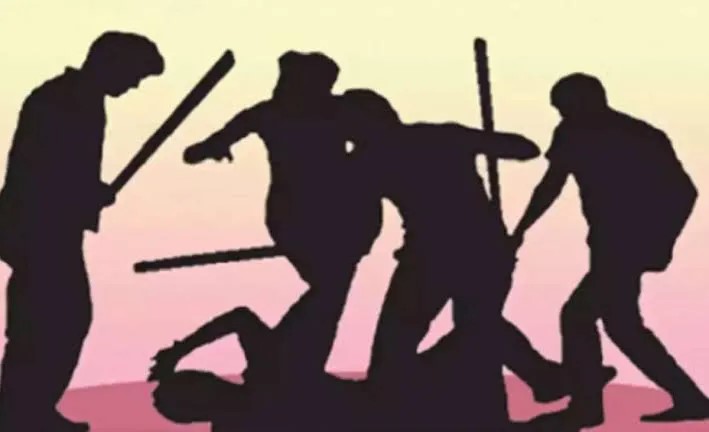 'तुला लाईनवर बाया पाहिजेत काय?'...