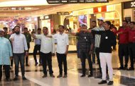 शहरातील मॉल्स मध्ये घुमला मतदारांचा आवाज..