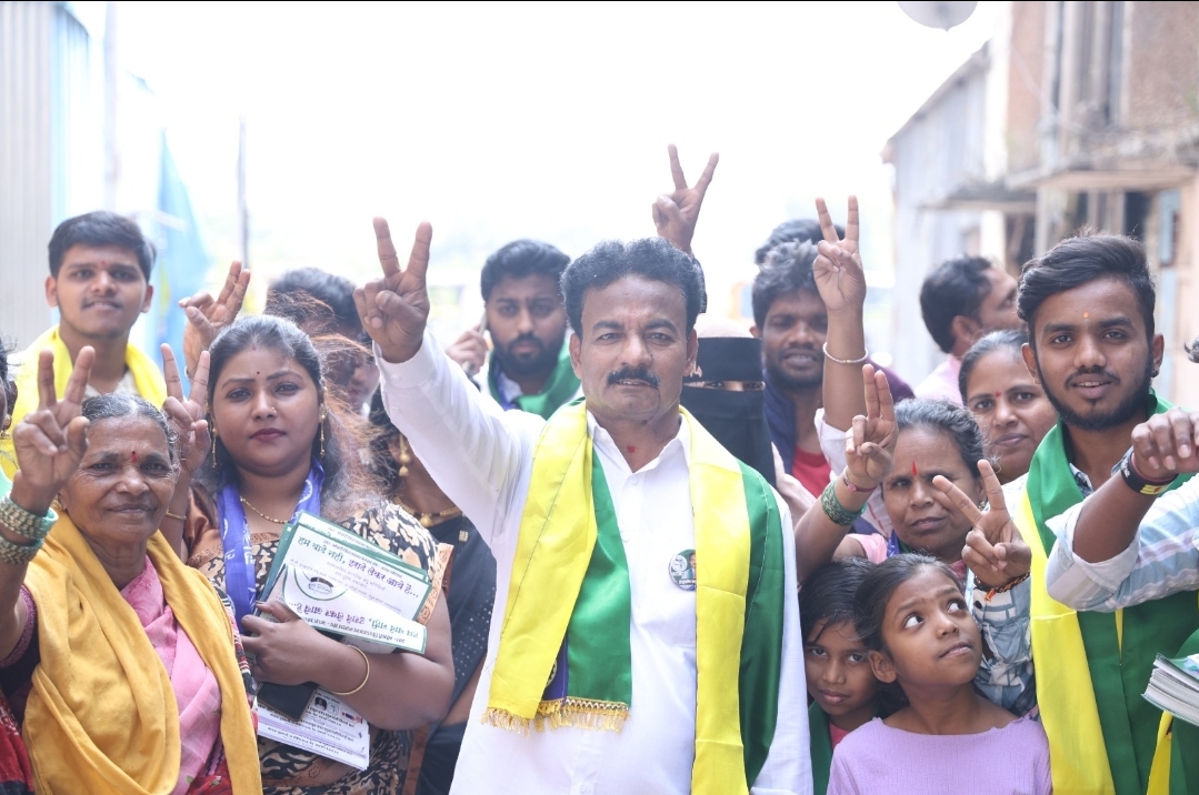 वाहतुकीची समस्या सोडविण्यासाठी मला विजयी करा – खुदबुद्दीन होबळे...