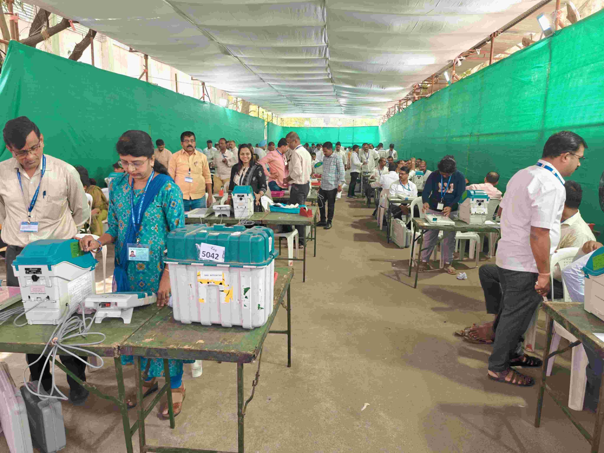 पिंपरी मतदारसंघात अधिकाऱ्यांची लगीनघाई.. 