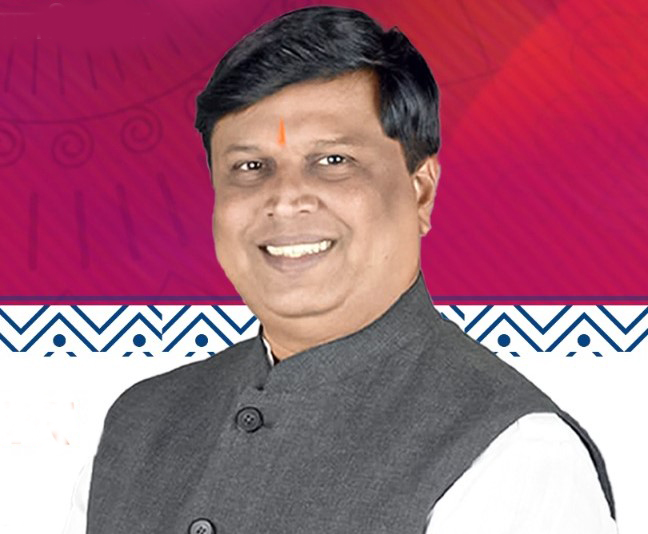 भाजपच्या स्टार प्रचारकांकडून जनतेच्या पैशांची उधळपट्टी..