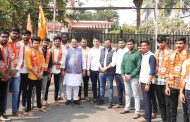 शहर शिवसेनेच्या एकनाथ शिंदे पक्षात युवा कार्यकर्त्यांच 'इनकमिंग'...