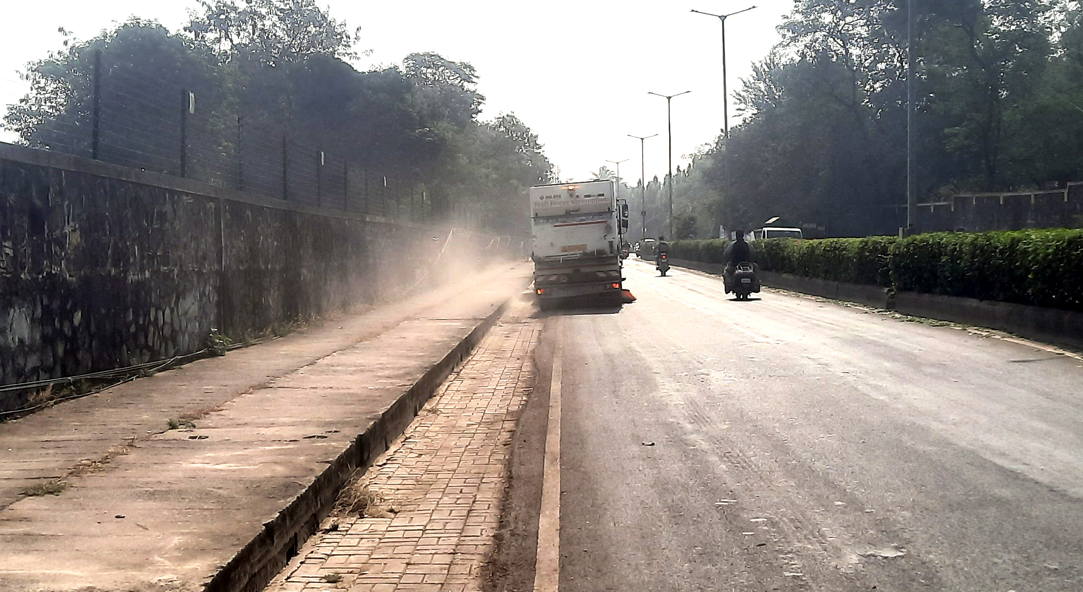 यांत्रिकी पद्धतीने साफसफाईचा आरोग्य विभागाकडून फेरआढावा...