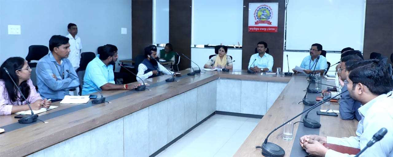 महापालिकेच्या सर्व क्षेत्रीय कार्यालयांमध्ये आज जनसंवाद सभा संपन्न...
