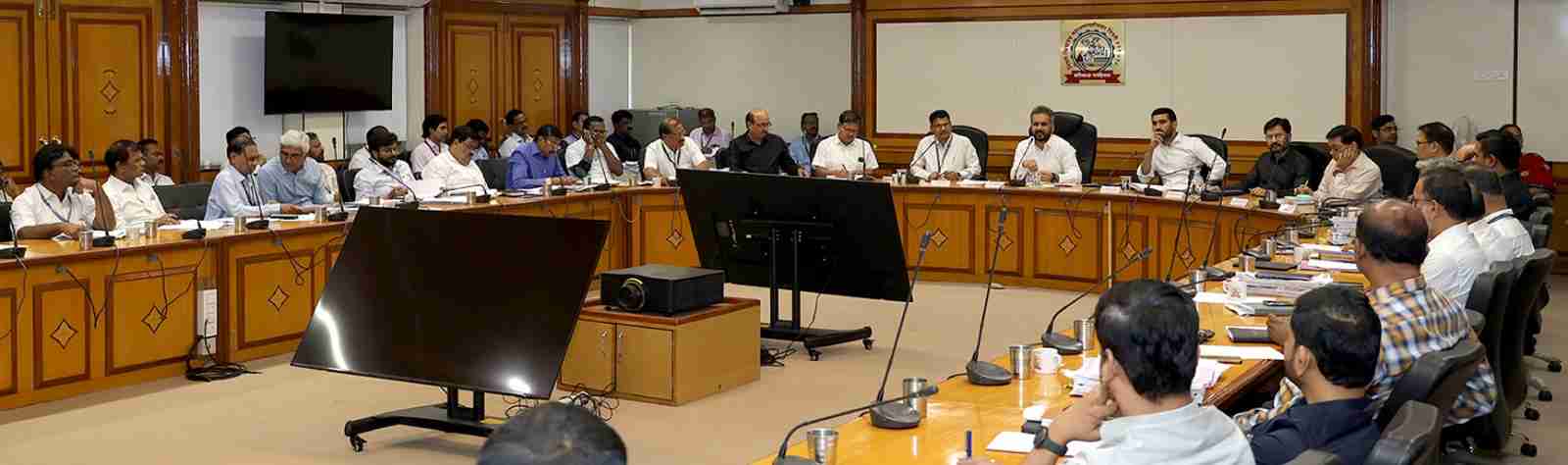 २००५ नंतर रुजू झालेल्या अधिकाऱ्यांसह कर्मचाऱ्यांना जुनी पेन्शन योजना लागू..