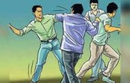 'आमच्या वाहनाला धडक का दिली'..