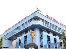 वाकडमध्ये अनधिकृत बांधकामांवर पालिकेची कारवाई...