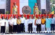 क्रांतीगुरु लहूजी साळवे आणि क्रांतिवीर वासुदेव फडके यांना पुण्यतिथीनिमित्त अभिवादन...!