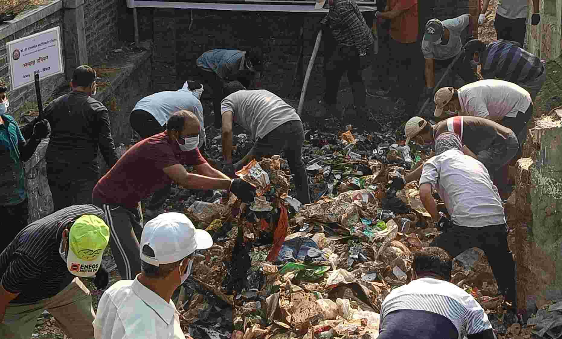 महास्वच्छता अभियानांतर्गत सुमारे ४२ टन कचऱ्याचे संकलन...