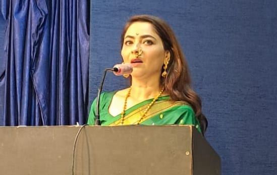 'घराघरांत जिजाऊ निर्माण झाल्या पाहिजेत' - अभिनेत्री सोनाली कुलकर्णी...