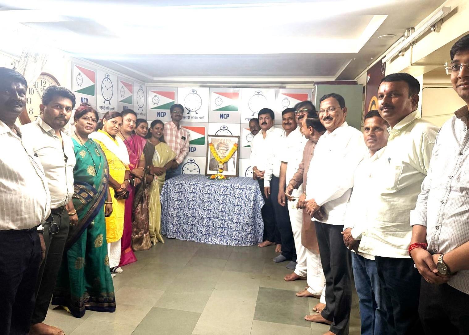 महात्मा फुले यांचे धाडस, दृढनिश्चय पुढील पिढीसाठी प्रेरणास्त्रोत - योगेश बहल...