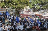 धार्मिक स्थळांवर कारवाई करू नका..