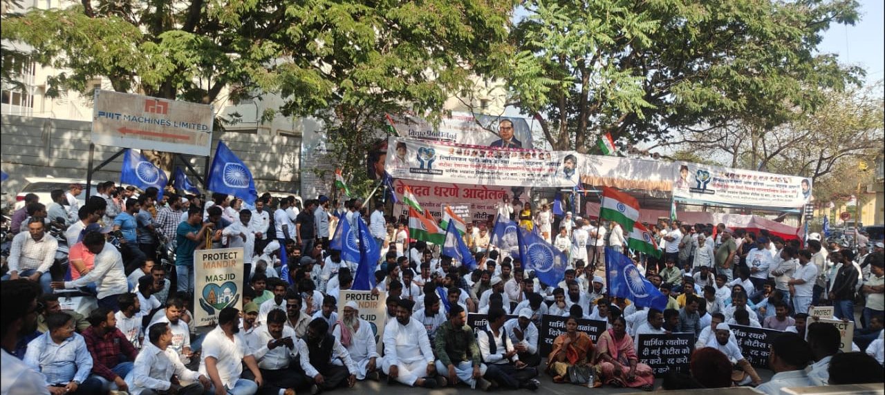 धार्मिक स्थळांवर कारवाई करू नका..