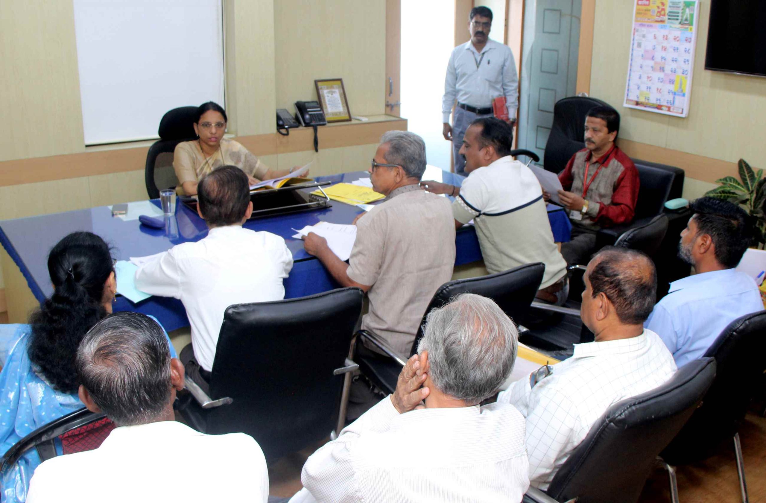 लोकशाही दिन उपक्रमात फक्त ४ तक्रारवजा सूचना...