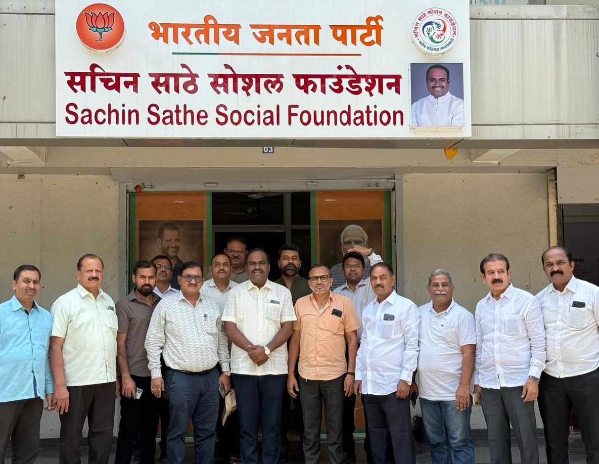 पाणीपुरवठा अधिकाऱ्यांचे आश्वासन आणि पिंपळे निलख, विशालनगर येथील हंडा मोर्चा स्थगित - सचिन साठे...