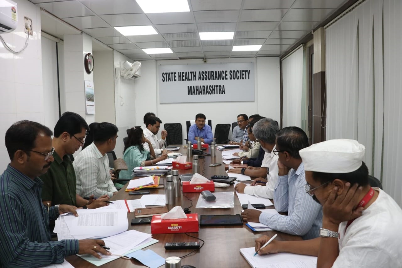 अपघातग्रस्तांना एक लाखापर्यंतचे कॅशलेस उपचार देण्याचे आरोग्य मंत्र्यांचे निर्देश...