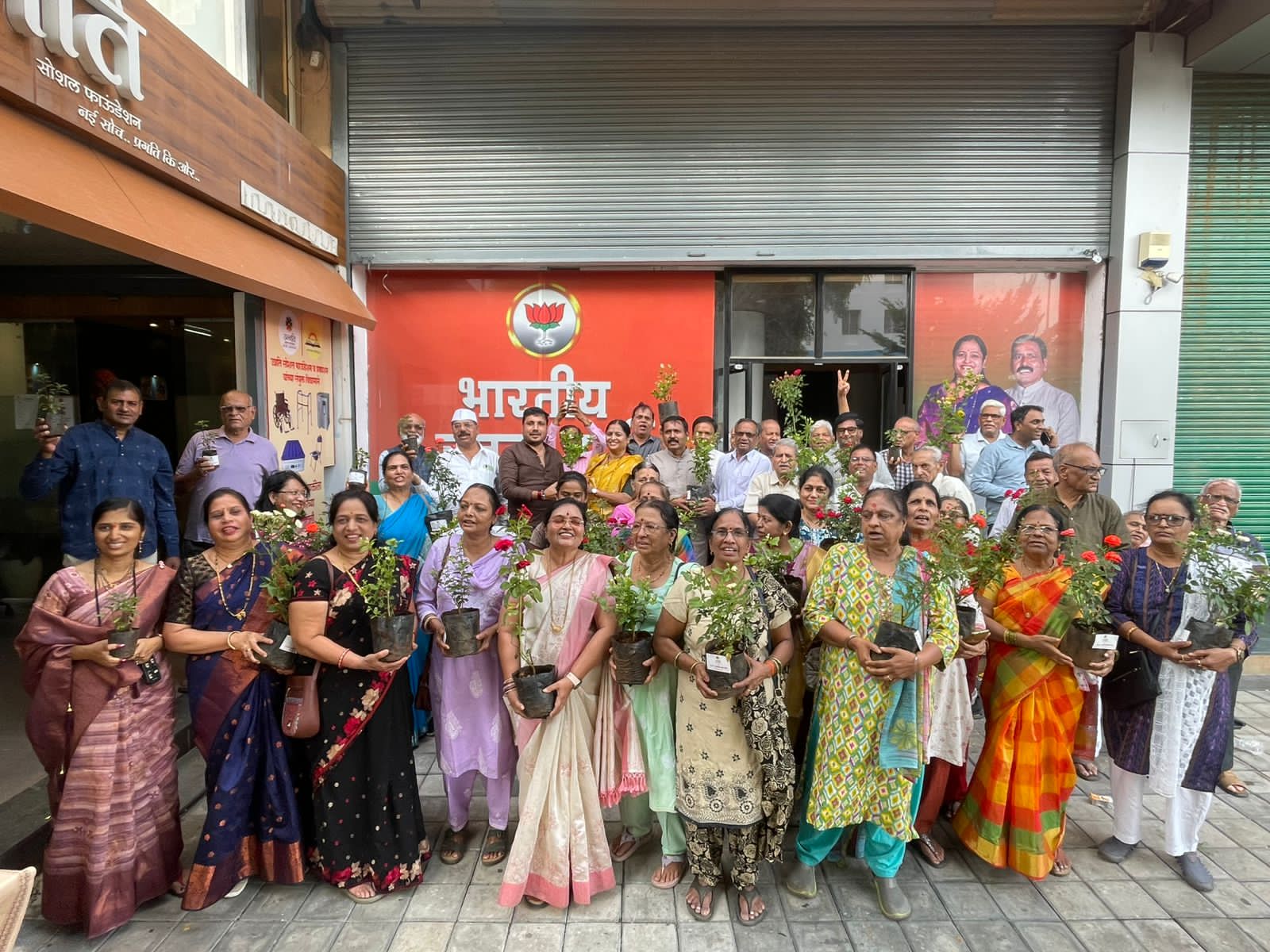 उन्नती सोशल फाऊंडेशनच्या वतीने राजमाता पुण्यश्लोक अहिल्यादेवी होळकर यांची जयंती पर्यावरणपूरक पद्धतीने साजरा..