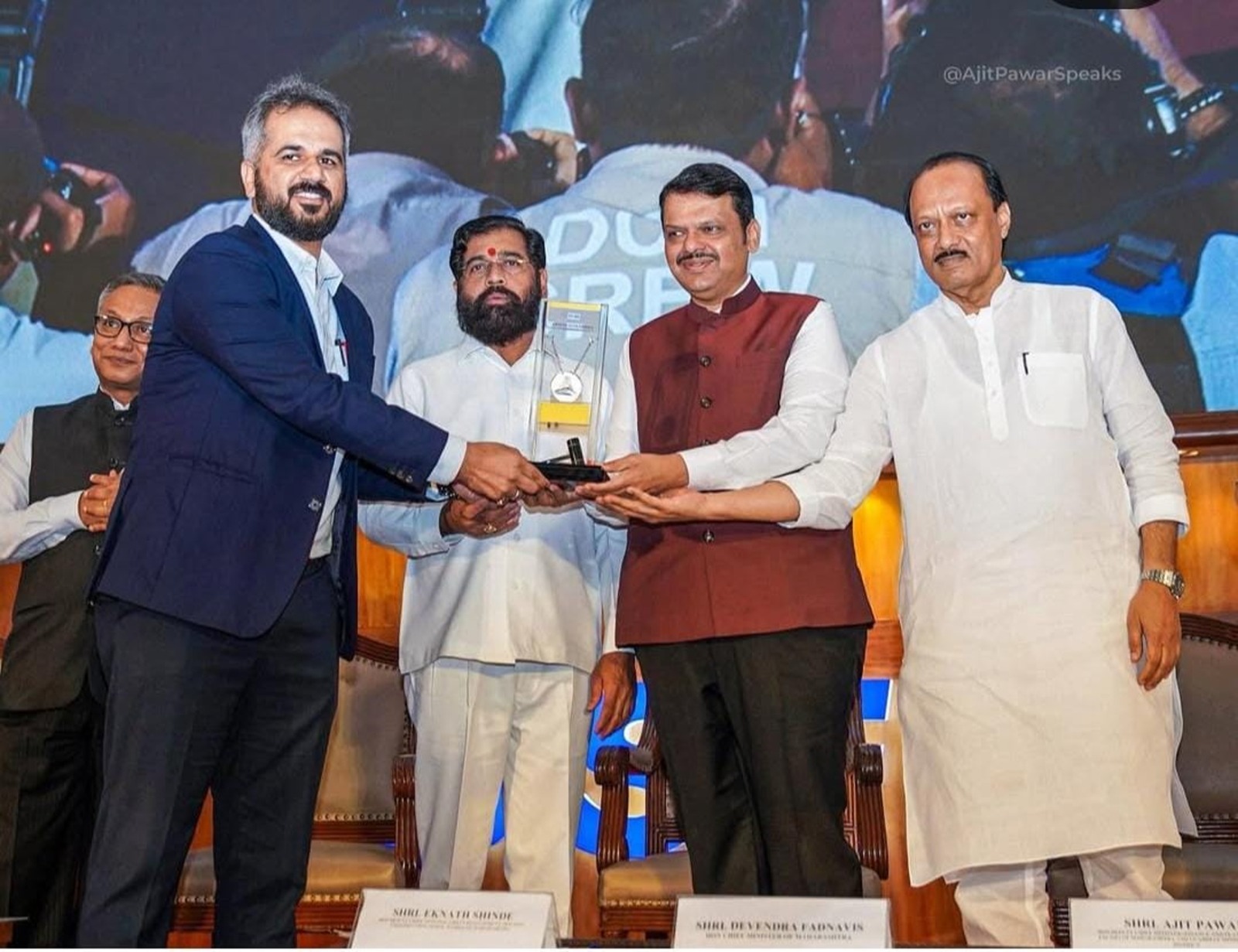 दोनशे कोटींच्या कर्जावर पाच वर्षांत ७५ कोटींचे व्याज..